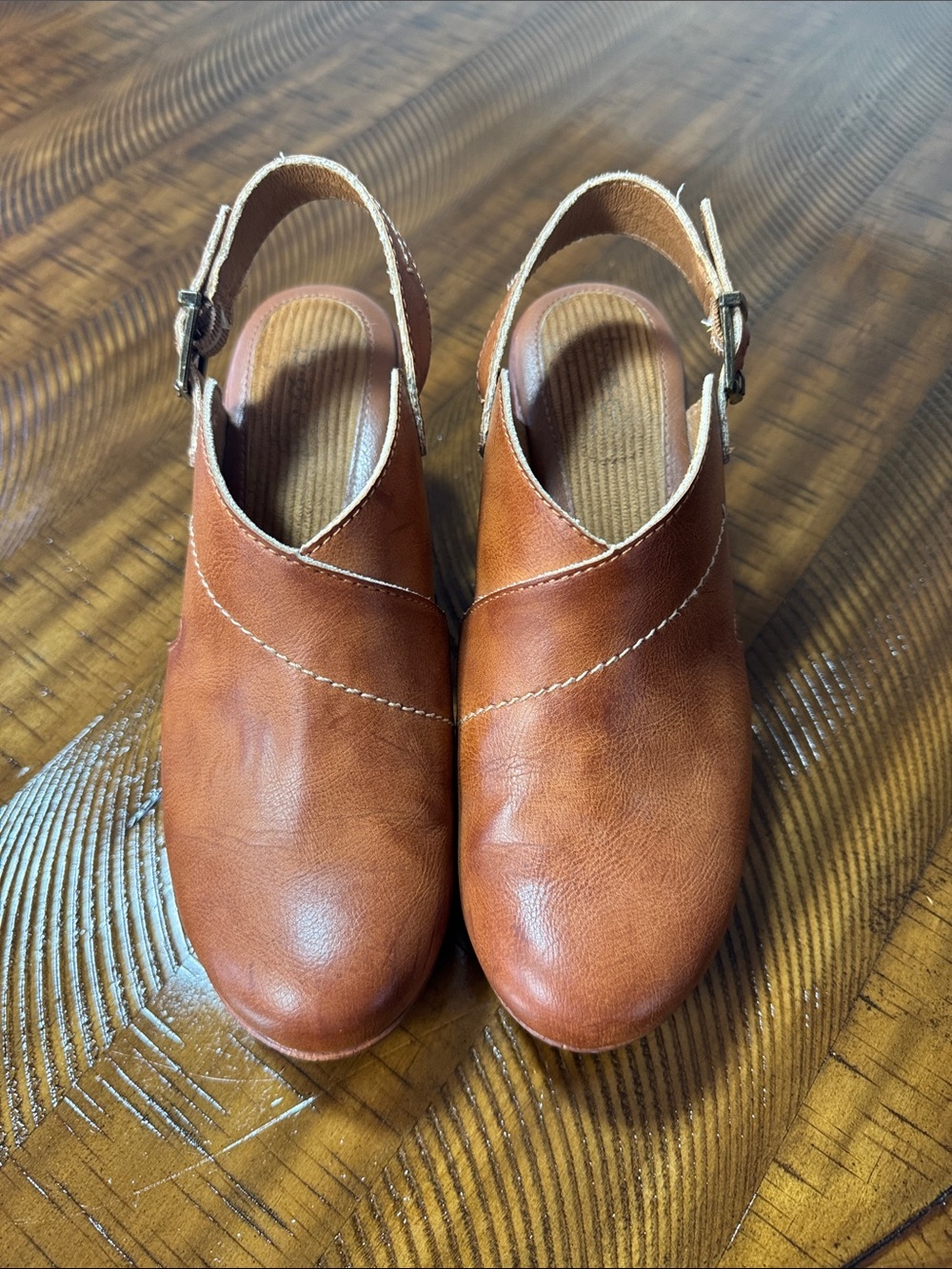 boc Tan Leather Slingback Clogs with Buckle